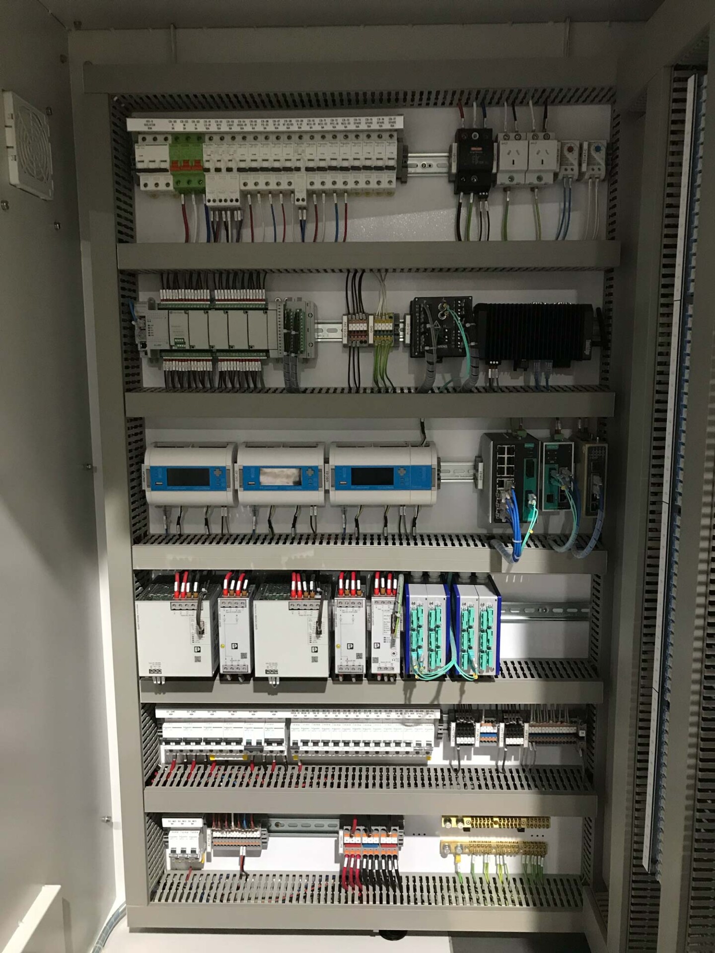 Renewables/Resources - qub pty ltd - Electrical Engineering Adelaide